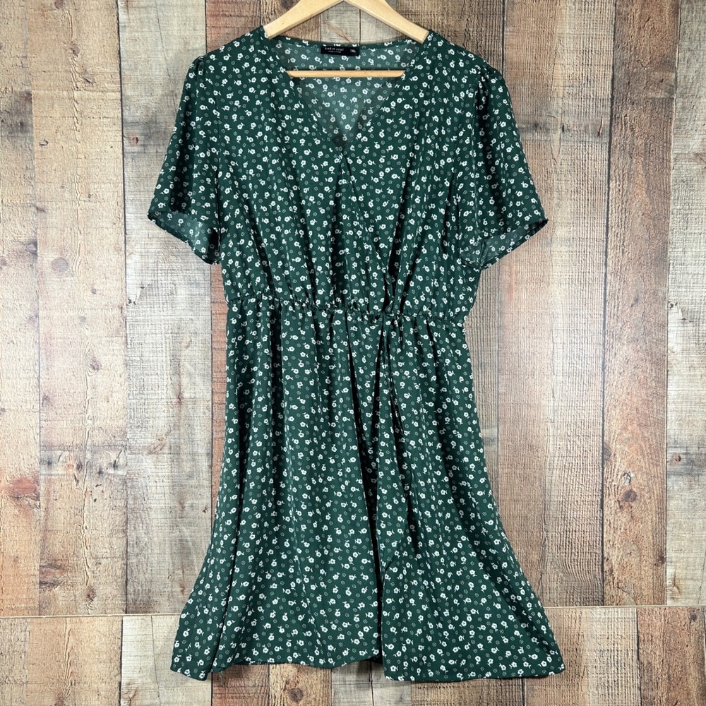 Green Floral Ditsy Summer Wrap Front Short Sleeve Dress Boho SHEIN Curve 1XL